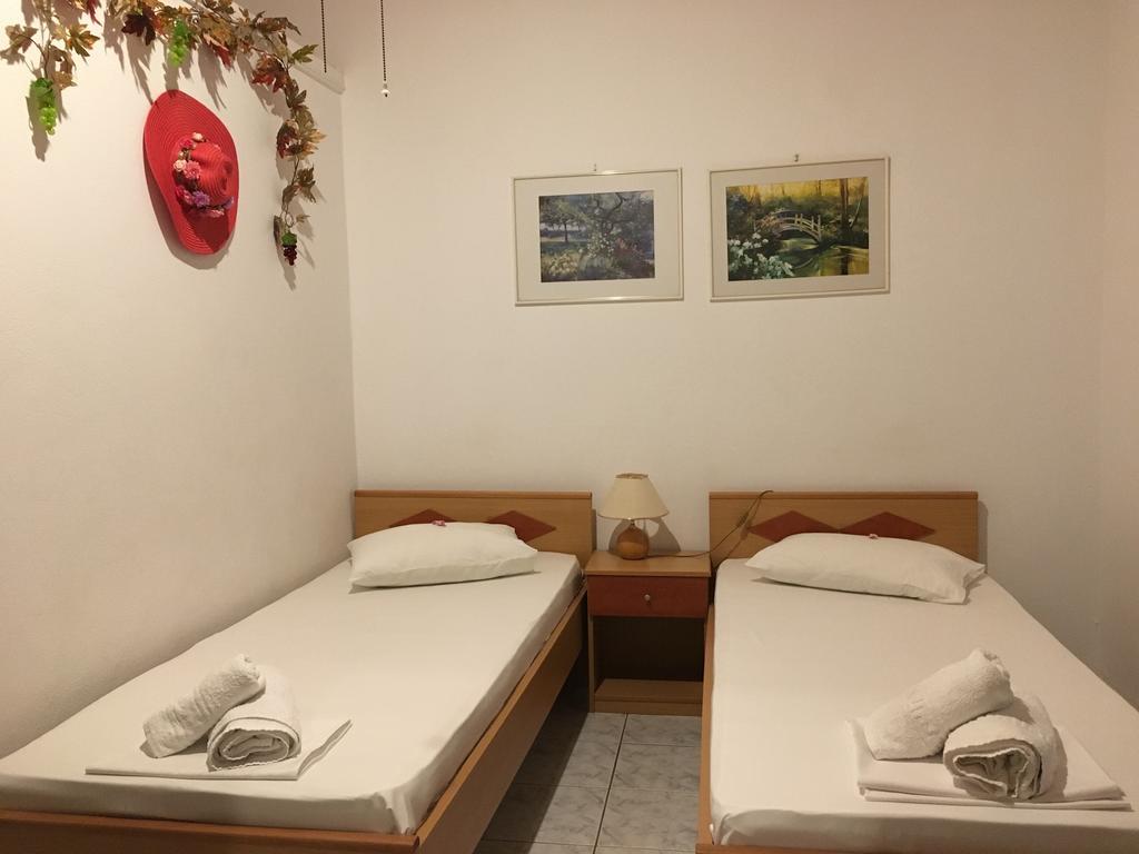 Armonia Central Λουτρά Αιδηψού Δωμάτιο φωτογραφία